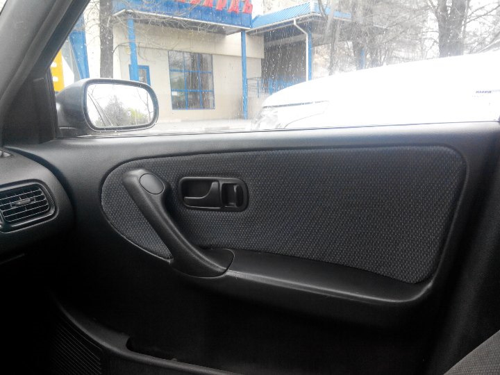 Оновив дверні карти /Наступний етап перешивши сидінь 1