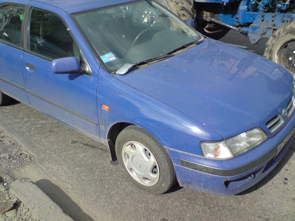 Nissan Primera VS Volvo XC70 2