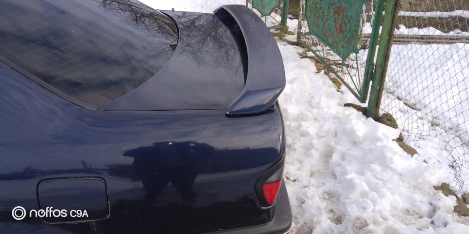 Спойлер від Audi 80 на Nissan Primera p10 1