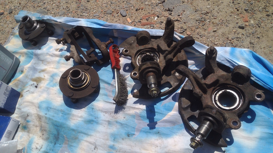 Кому потрібні сальники 40232-G3100? Або продовження великого ТО 5