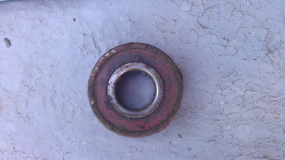 Заміна підшипників поворотного кулака. 4