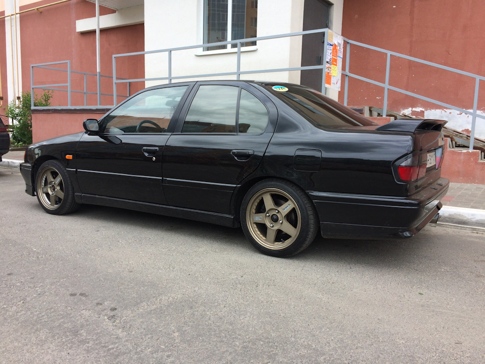Wolk Rayz TE37 4