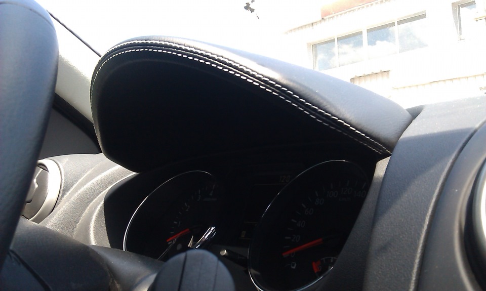 Козирок приборки в шкірі вініл 4