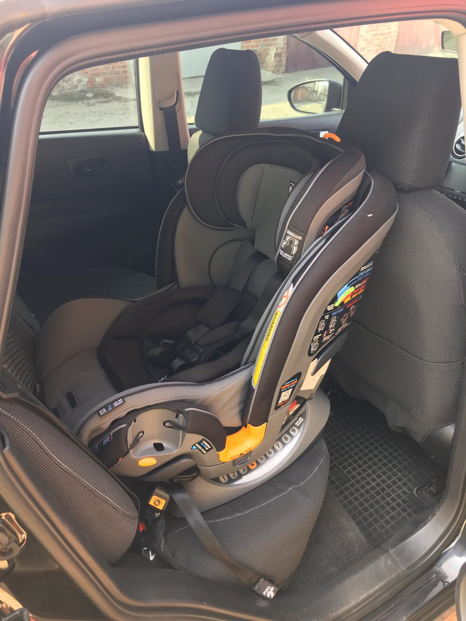 Автокрісло Fit 4 CHICCO 2