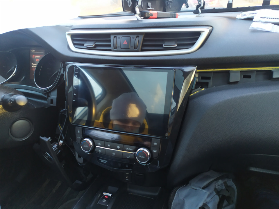 Встановлення магнітоли Teyes CC2 на Nissan (Rogue, Qashqai, X-Trail) 1