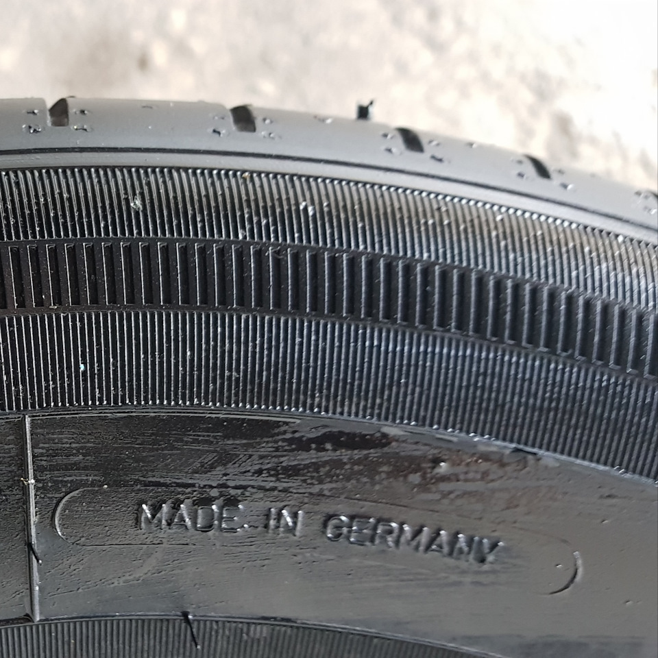 87. Goodyear EfficientGrip Performance 2