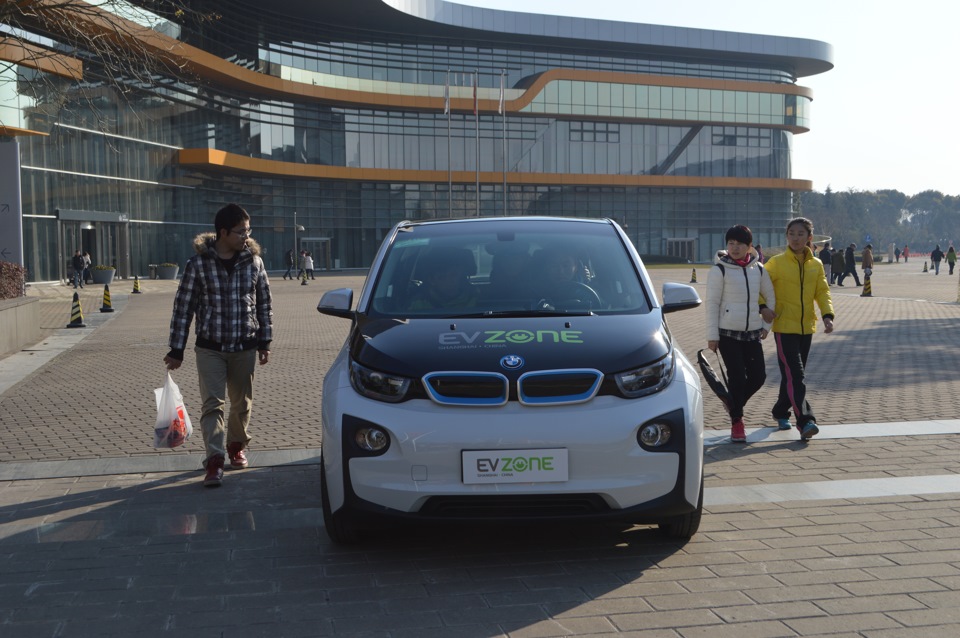 BMW i3 - думки мають властивість матеріалізуватися, реалізуватися 4