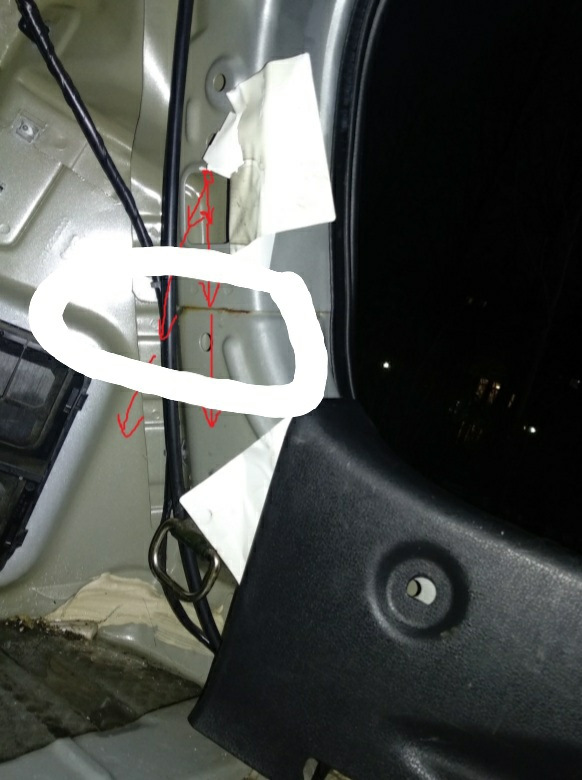 Вода в багажнику(( 1