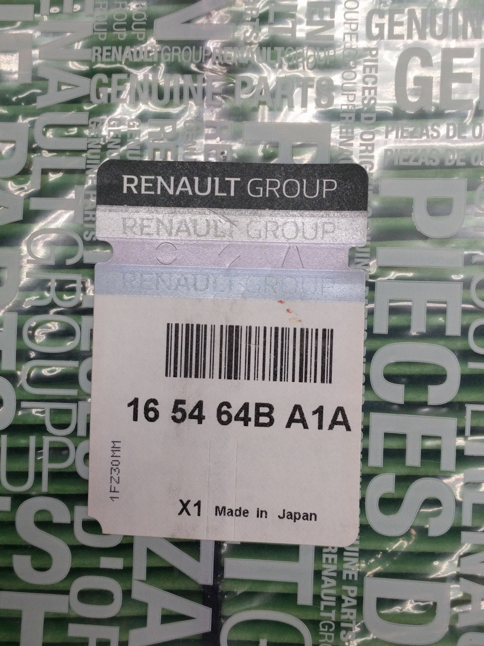#23 Нові запчастини - нові голографічні наклейки Renault 3