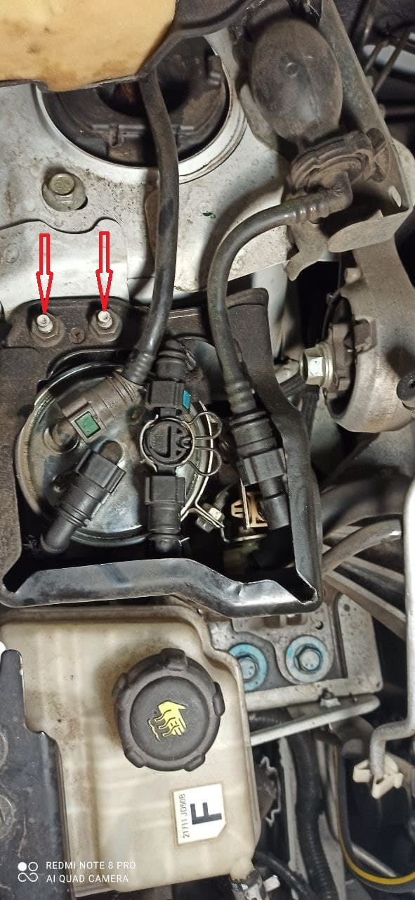 Заміна паливного фільтра на Nissan Qashqai 1.5 дизель 1