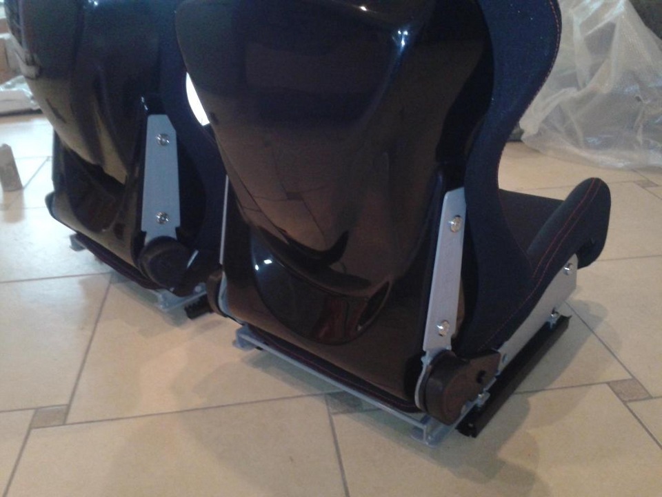 BRIDE Low Max (репліка) і BOV 3