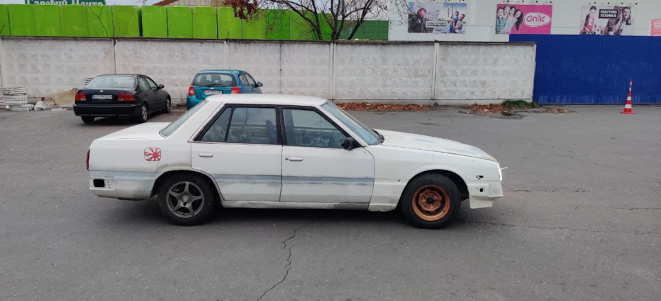 Ніссан навчився їздити 2