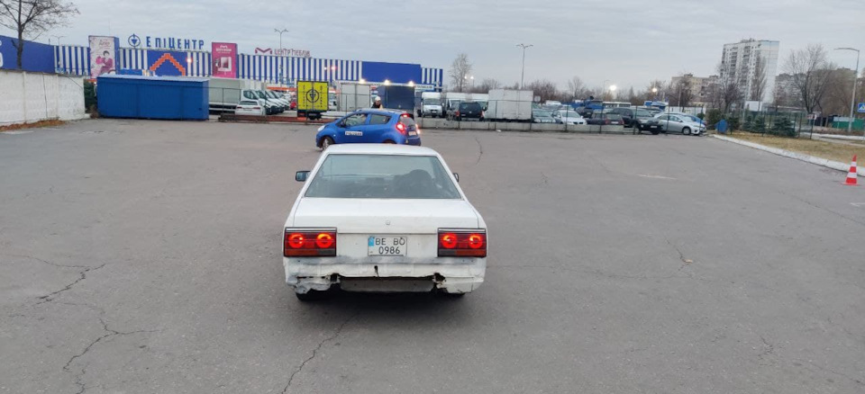 Ніссан навчився їздити 3