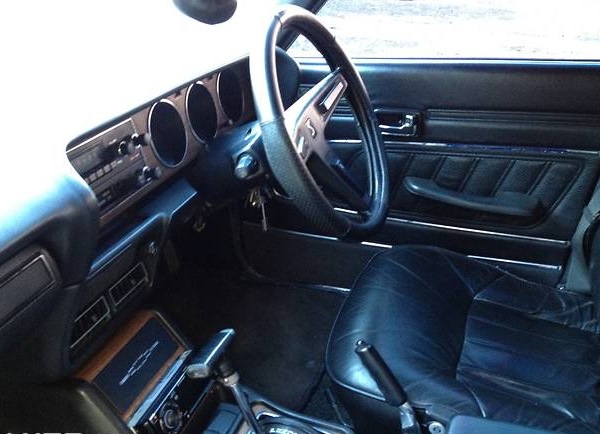 Інтер'єр Nissan Skyline C110 1975 3