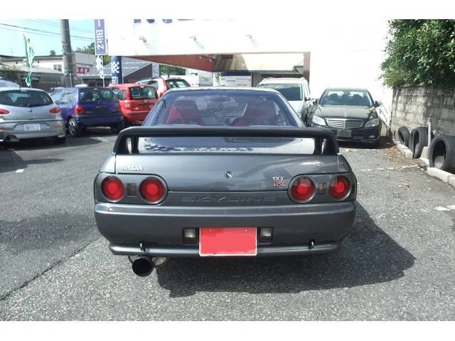 купив донора для кузова. ще один R32 GTR 5