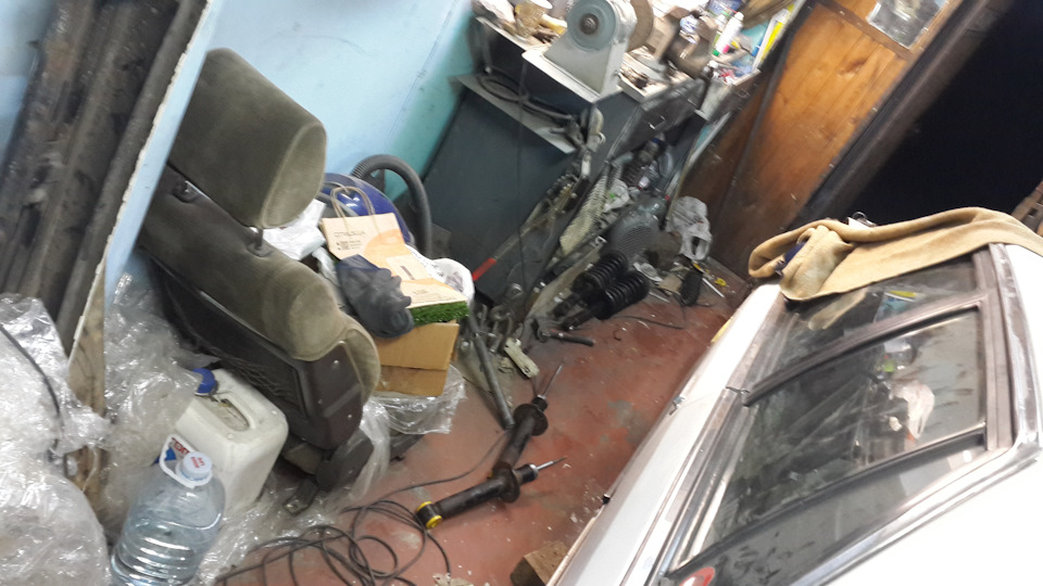 Зробив вище підвіску 1