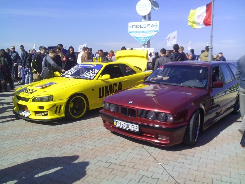 От організували невелику виставку тюнінгу та автозвуку 1