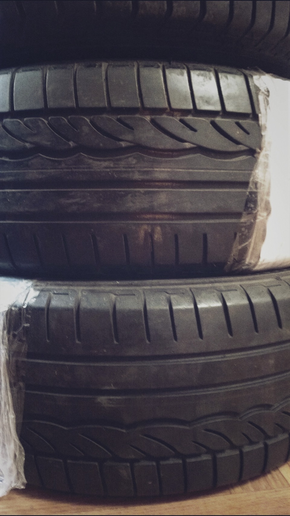 ... Dunlop SP Sport 195/50 R16... 3
