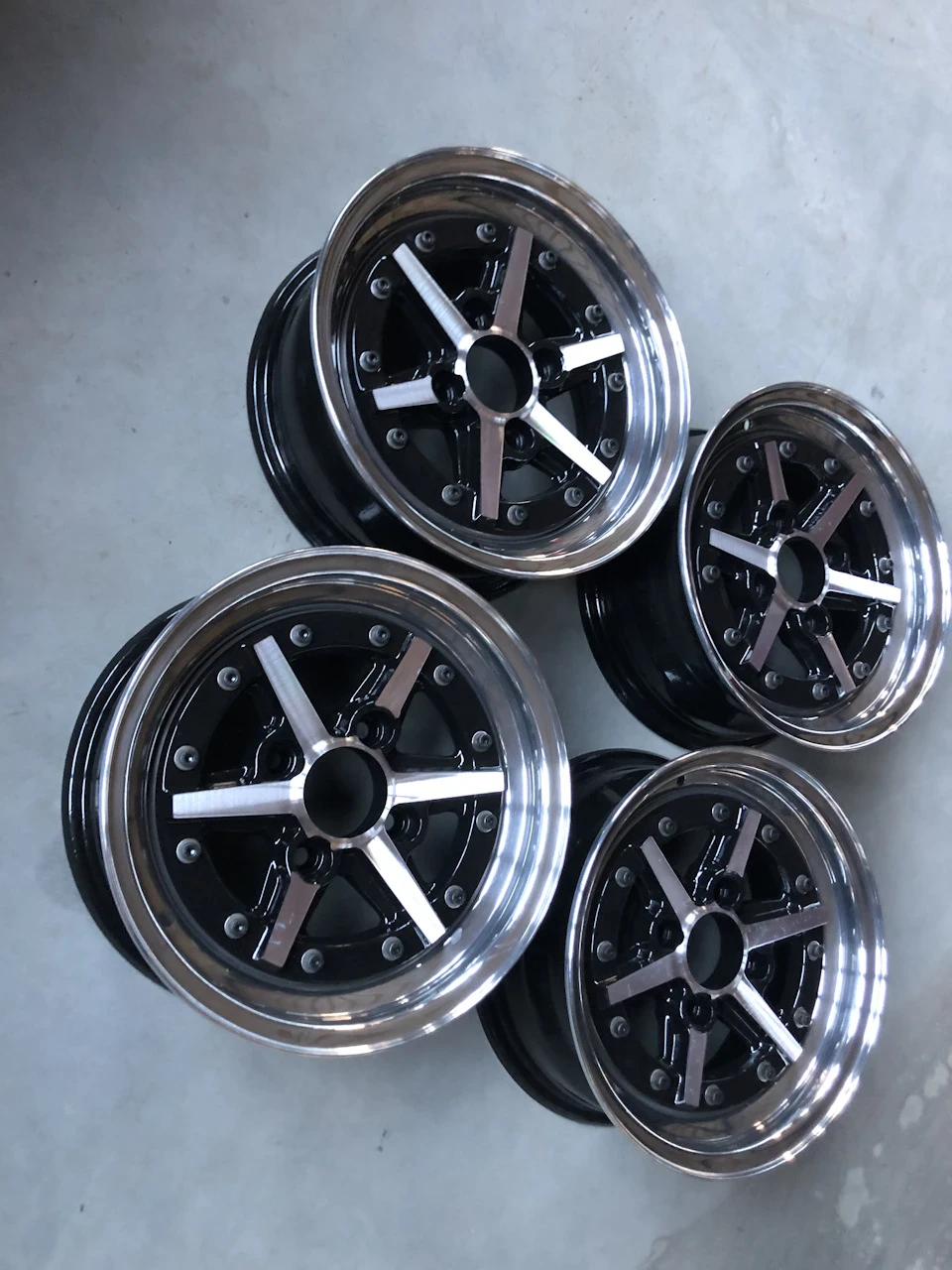 Продам Sharak X-1