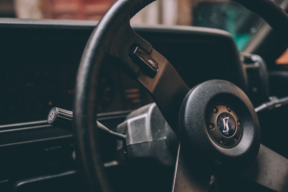 Руль Nissan skyline c210 1