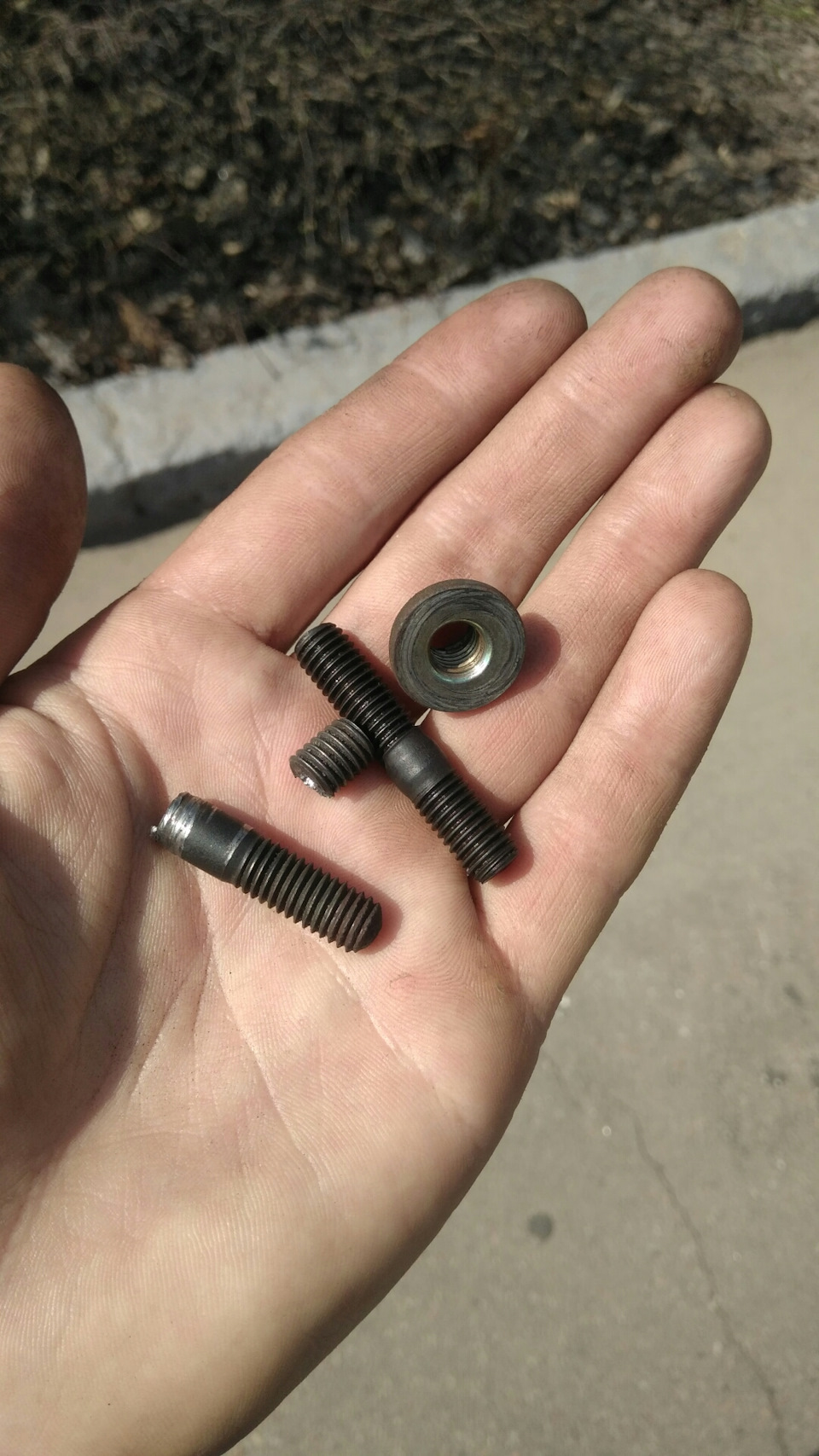 Вибив каталізатор 4