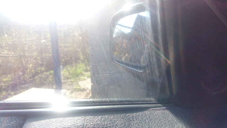 Скріплять скло 1