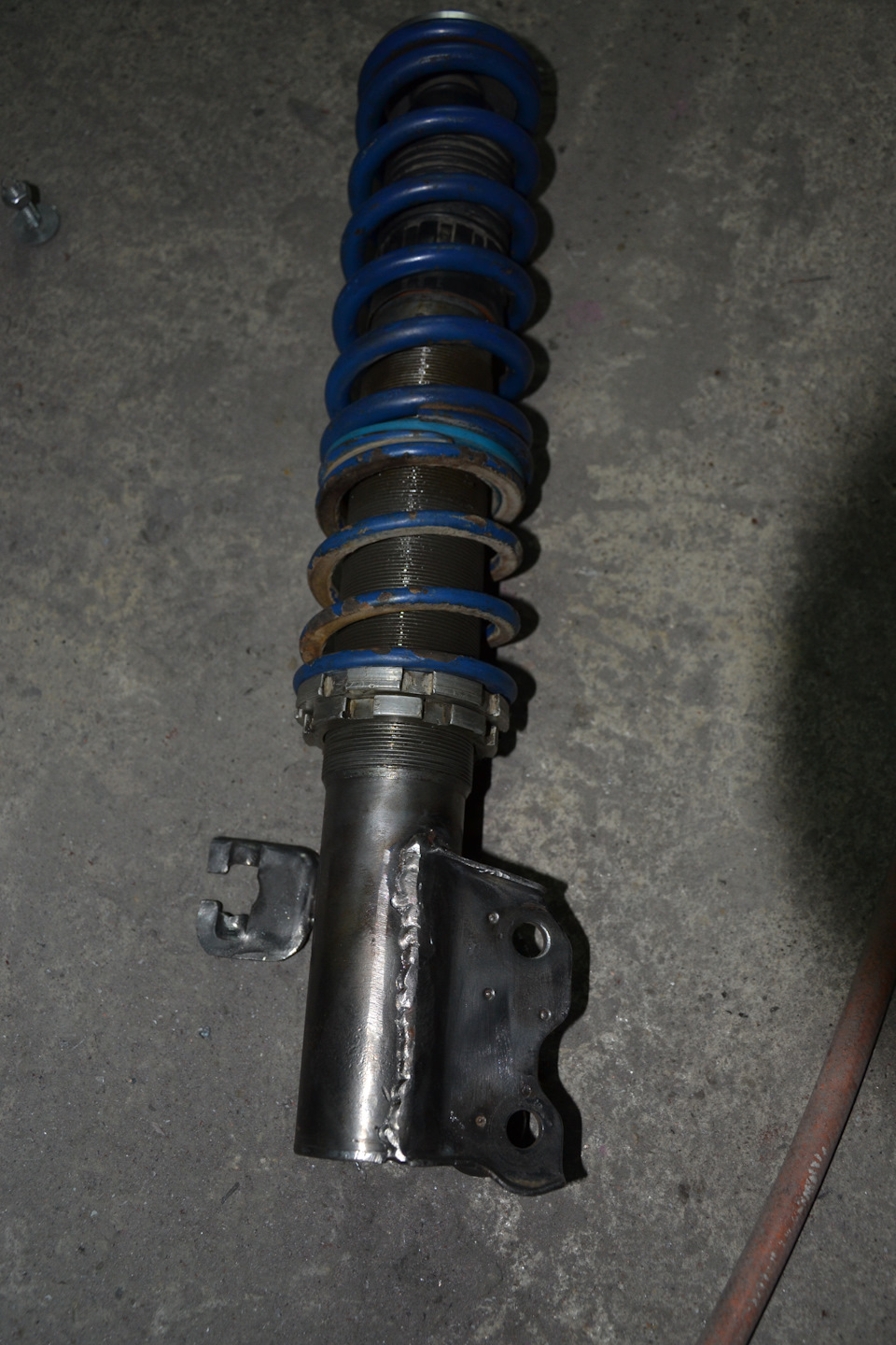 Coilover на Nissan Sunny 5