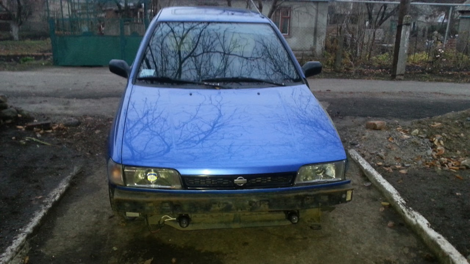 трохи зварювання Nissan Sunny N14 2