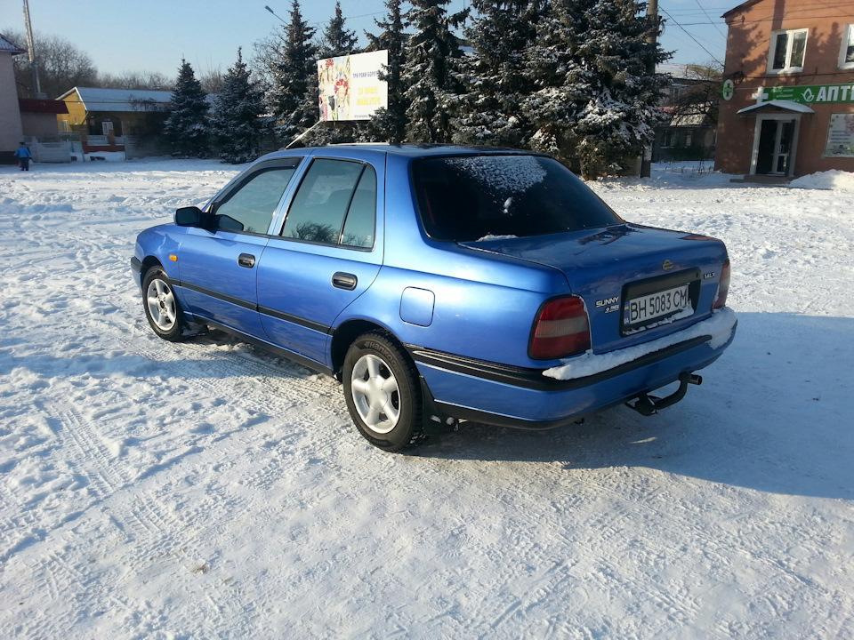 У Новий рік, у новому вигляді Nissan Sunny N14 4