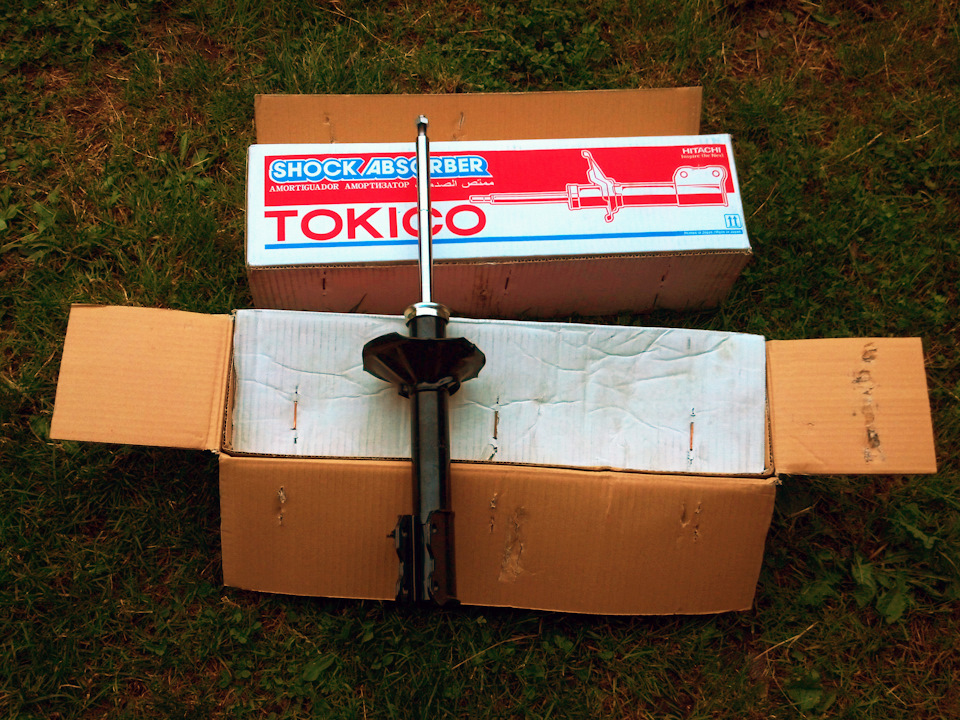 Нові задні стійки tokico (made in japan) 5