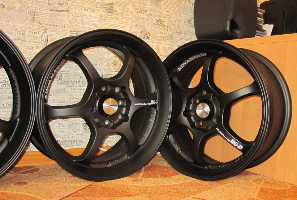 #ADVAN Racing RG-D 4