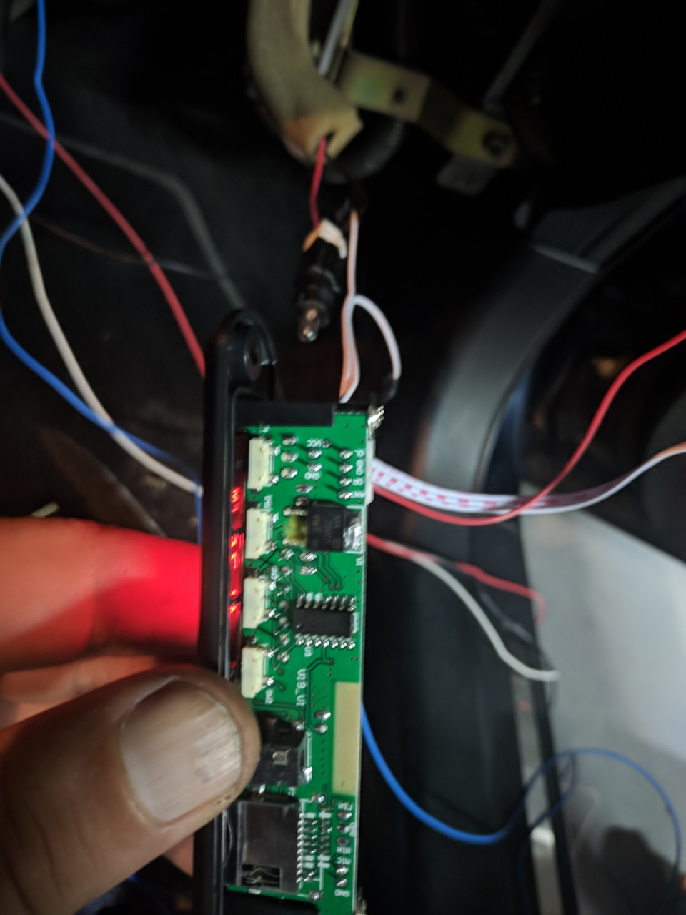Aux, bluetooth, handsfree, usb, microsd в теану j31 2
