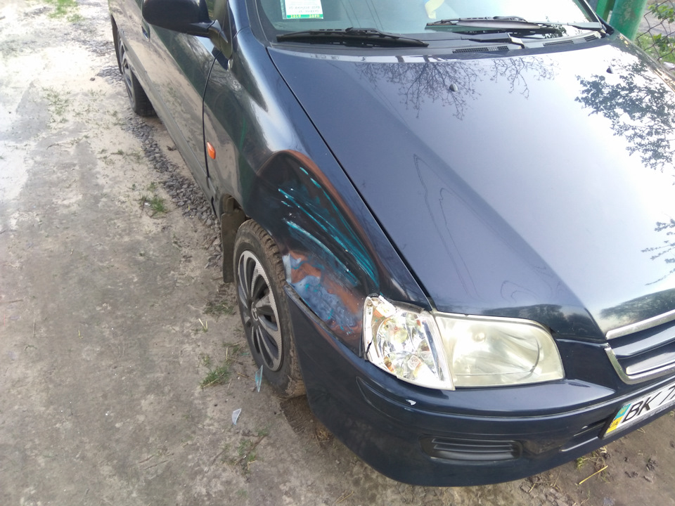 Nissan Terrano 2 проти Mitsubishi Space Star 2