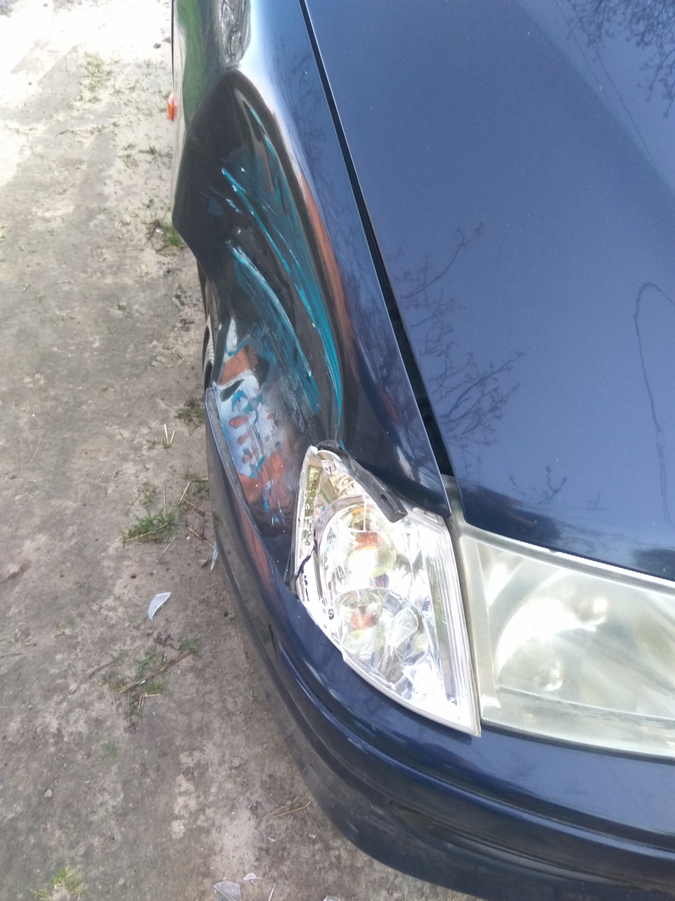 Nissan Terrano 2 проти Mitsubishi Space Star 3