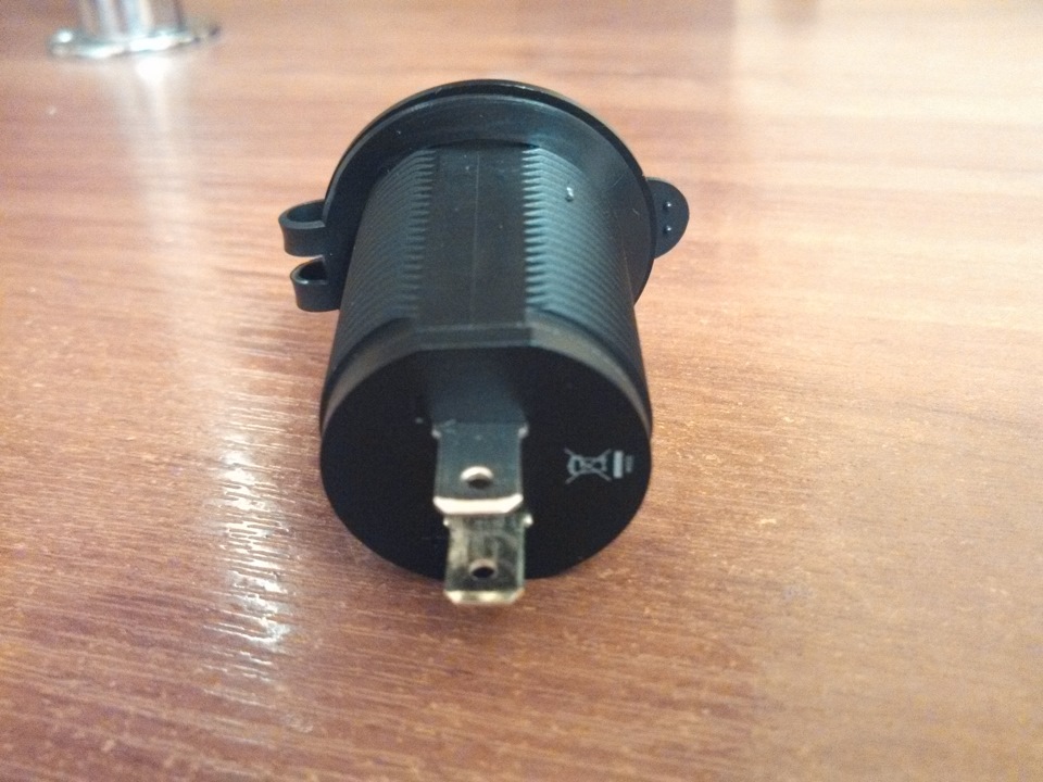 USB розетка вместо прикуривателя 3