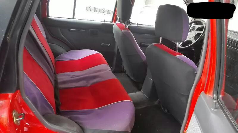 Nissan Pathfinder 4x2 XE-V6 (тільки задній привід) по заводу :). 4