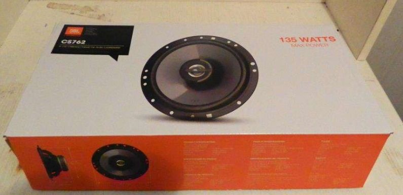 Нові динаміки передніх дверей JBL CS762 3