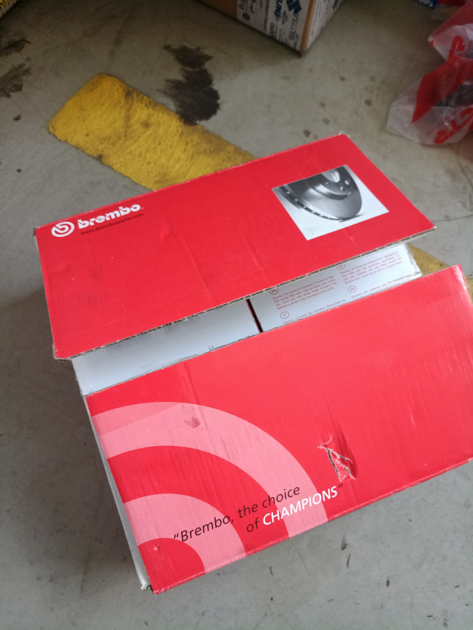 Тормозні диски Brembo з перфорацією 2