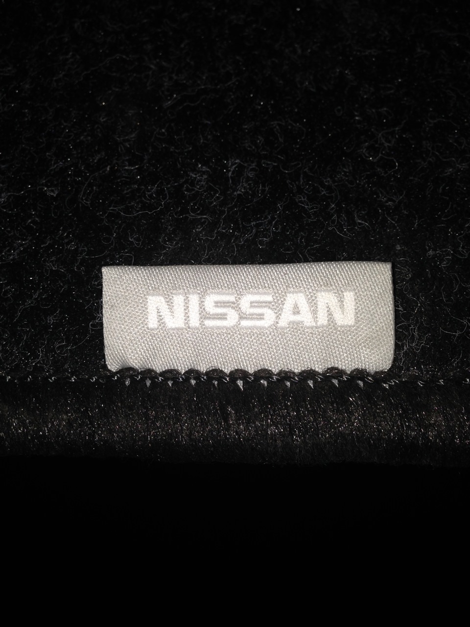 Комплект оригінальних килимків для Nissan Tiida KE745-ED021 3