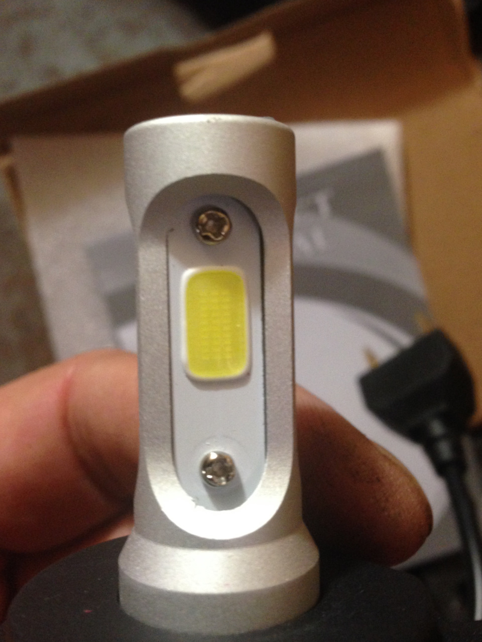 LED у головне світло 4