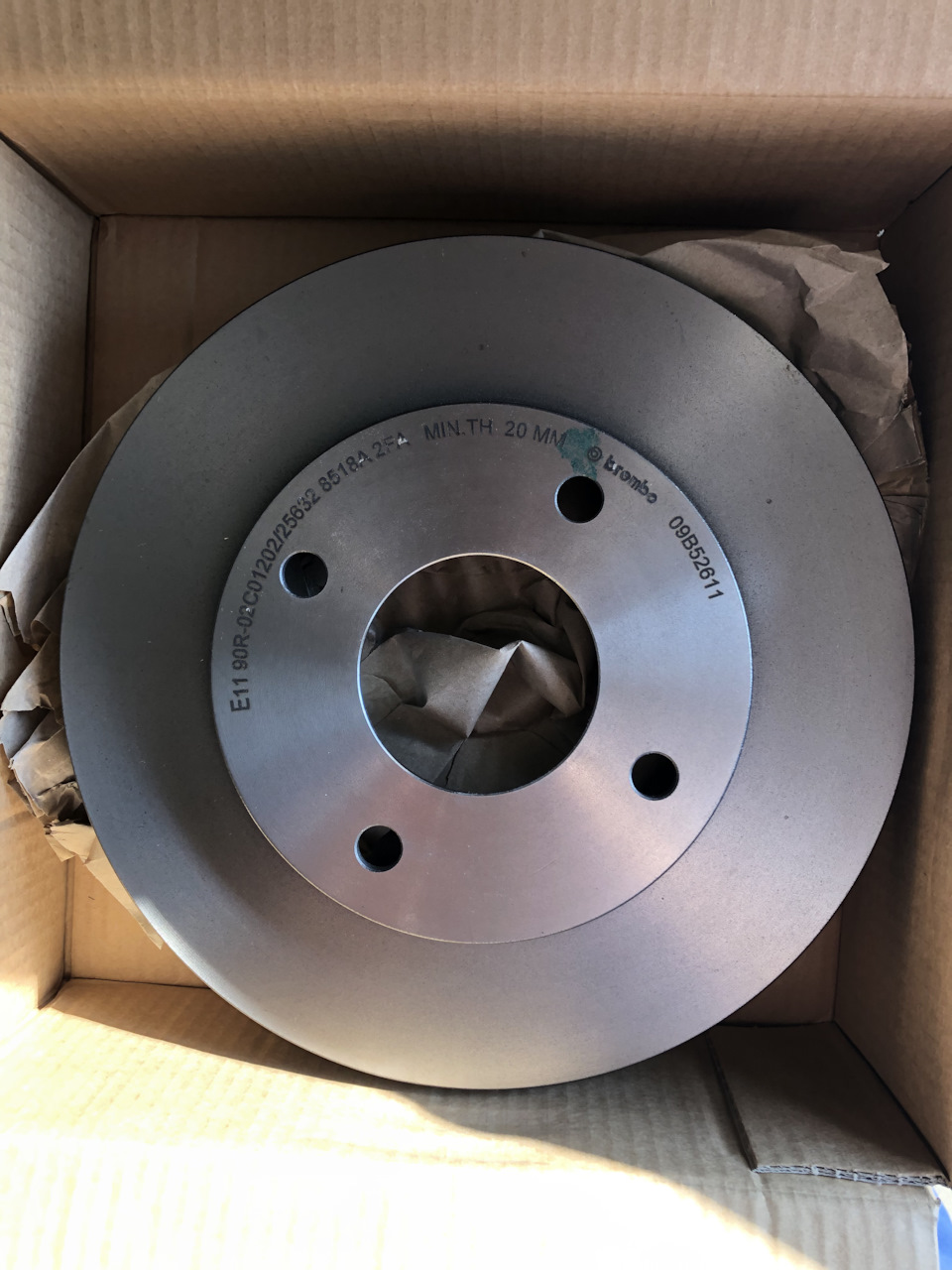 Передні гальма Brembo 4