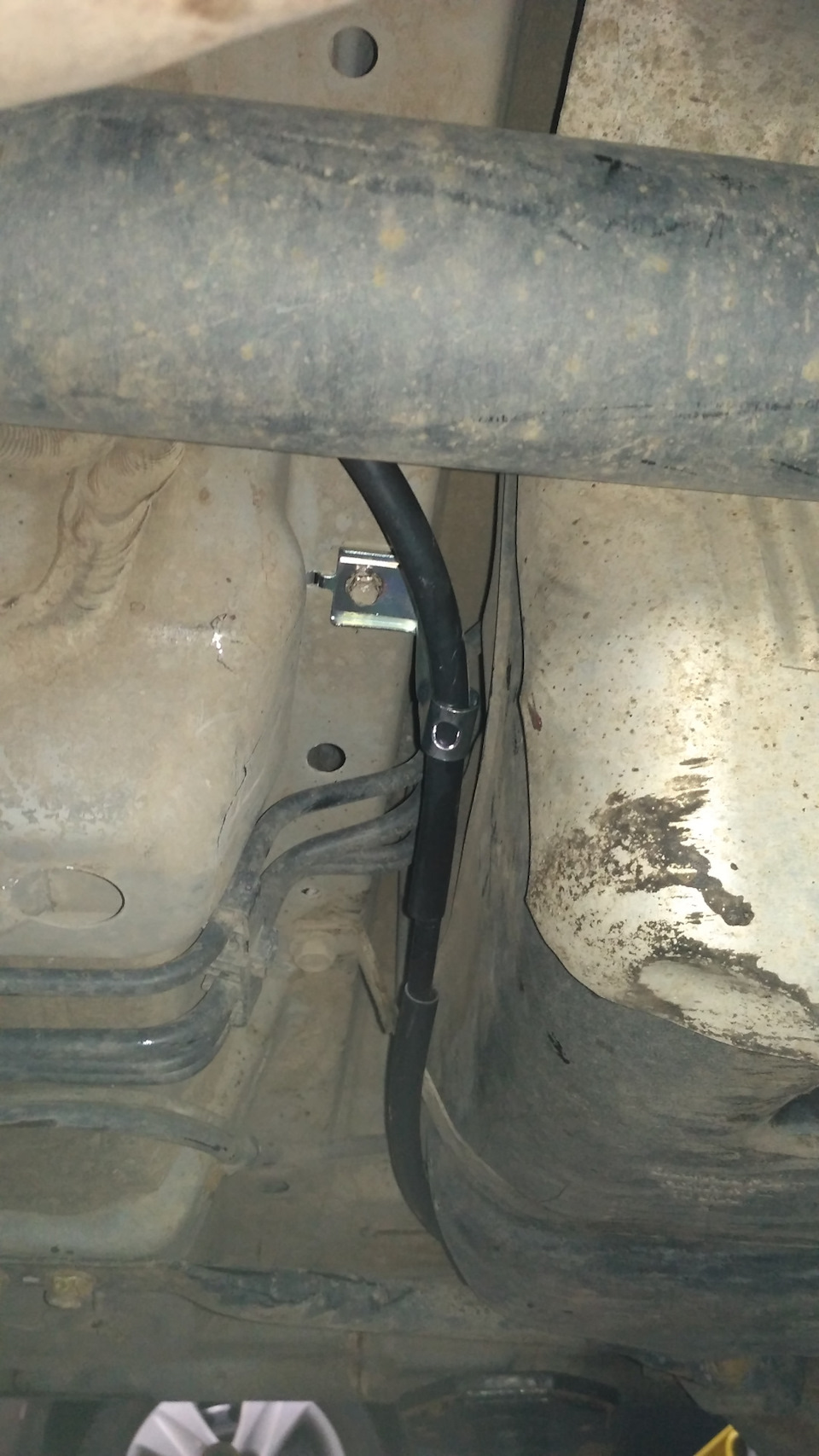 Заміна троса стоянки Nissan X-trail 2008 2