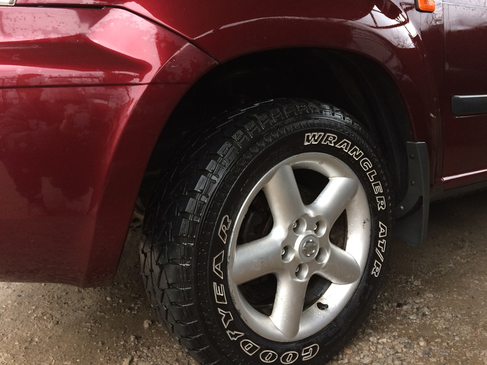 Підвернулися коліщатка!) GoodYear Wrangler AT/R 215/65R16 98 T 4