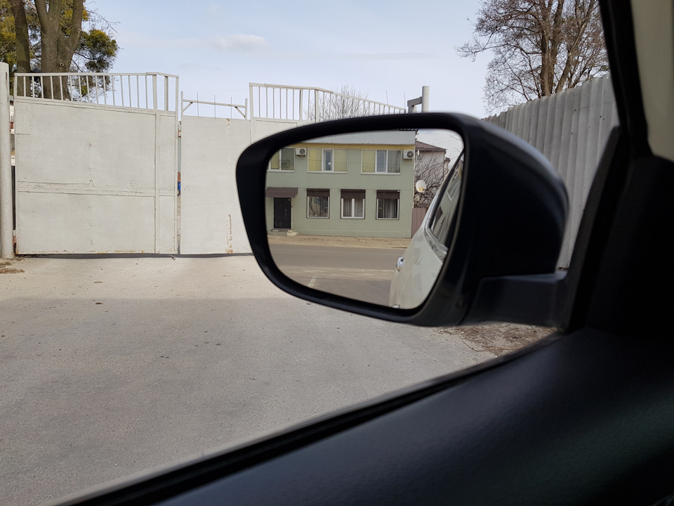 Замінив ліве дзеркало на сферичне 1