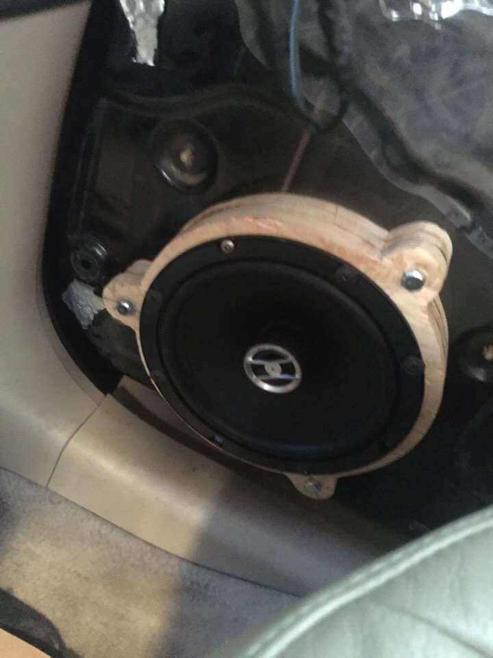 Заміна задніх динаміків на -Коаксіальна акустична система Focal rcx-165 2