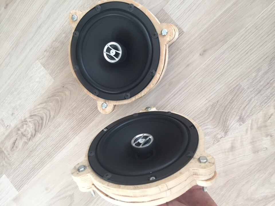 Заміна задніх динаміків на -Коаксіальна акустична система Focal rcx-165 5