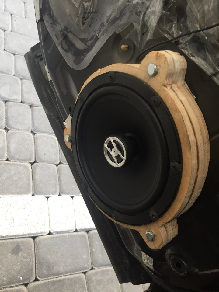 Заміна задніх динаміків на -Коаксіальна акустична система Focal rcx-165 1