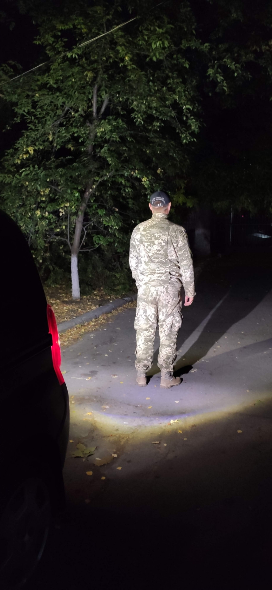 Замовив лампу в задній хід (доповнено контактами продавця) І ФОТО НА НІСАНІ 2