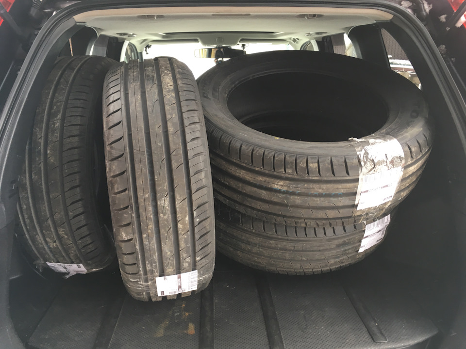 Літні шини - Toyo Proxes CF2 SUV 235/55 R18 100V 2