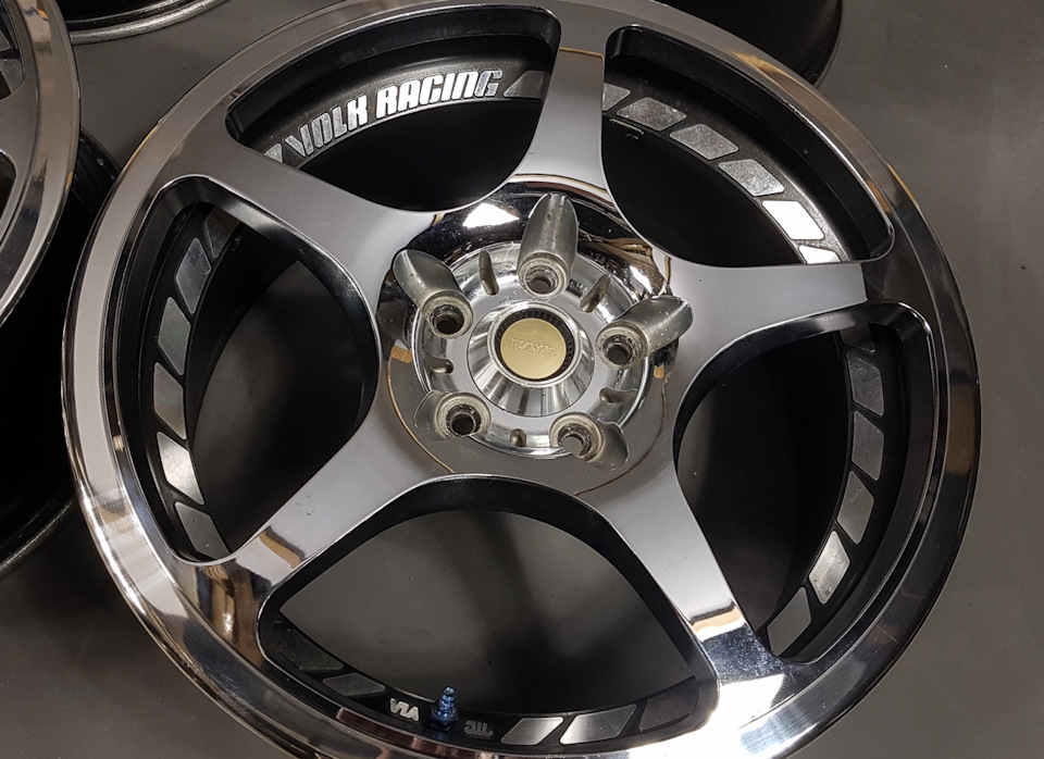 Summer Wheels by VOLK RAYS F-ZERO 3